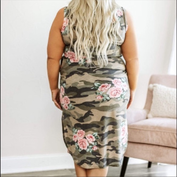 Floral Camo Dress : Plus - Picture 15 of 15